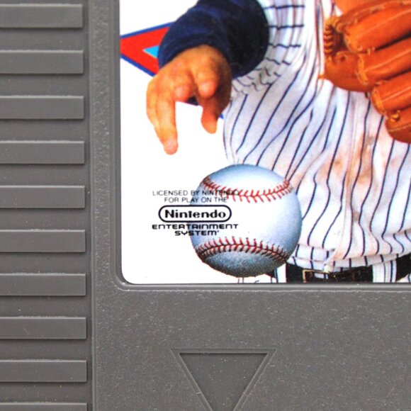 NES Ryne Sandberg Plays Bases Loaded 3 (Nintendo Entertainment System, 1993) - Picture 4 of 7